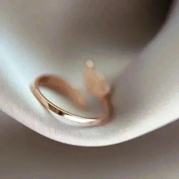 Free gift with purchase-Little Fox Titanium Steel Gold Plated Open Ring - Picture 4 of 13